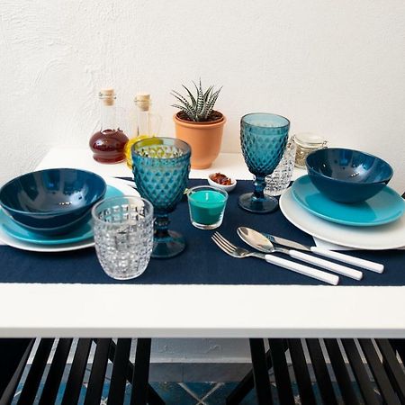 Light Blue - Apartment In The Middle Of Everything Torre Annunziata Bagian luar foto
