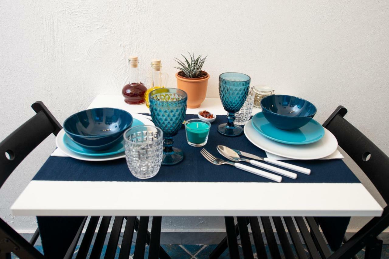 Light Blue - Apartment In The Middle Of Everything Torre Annunziata Bagian luar foto